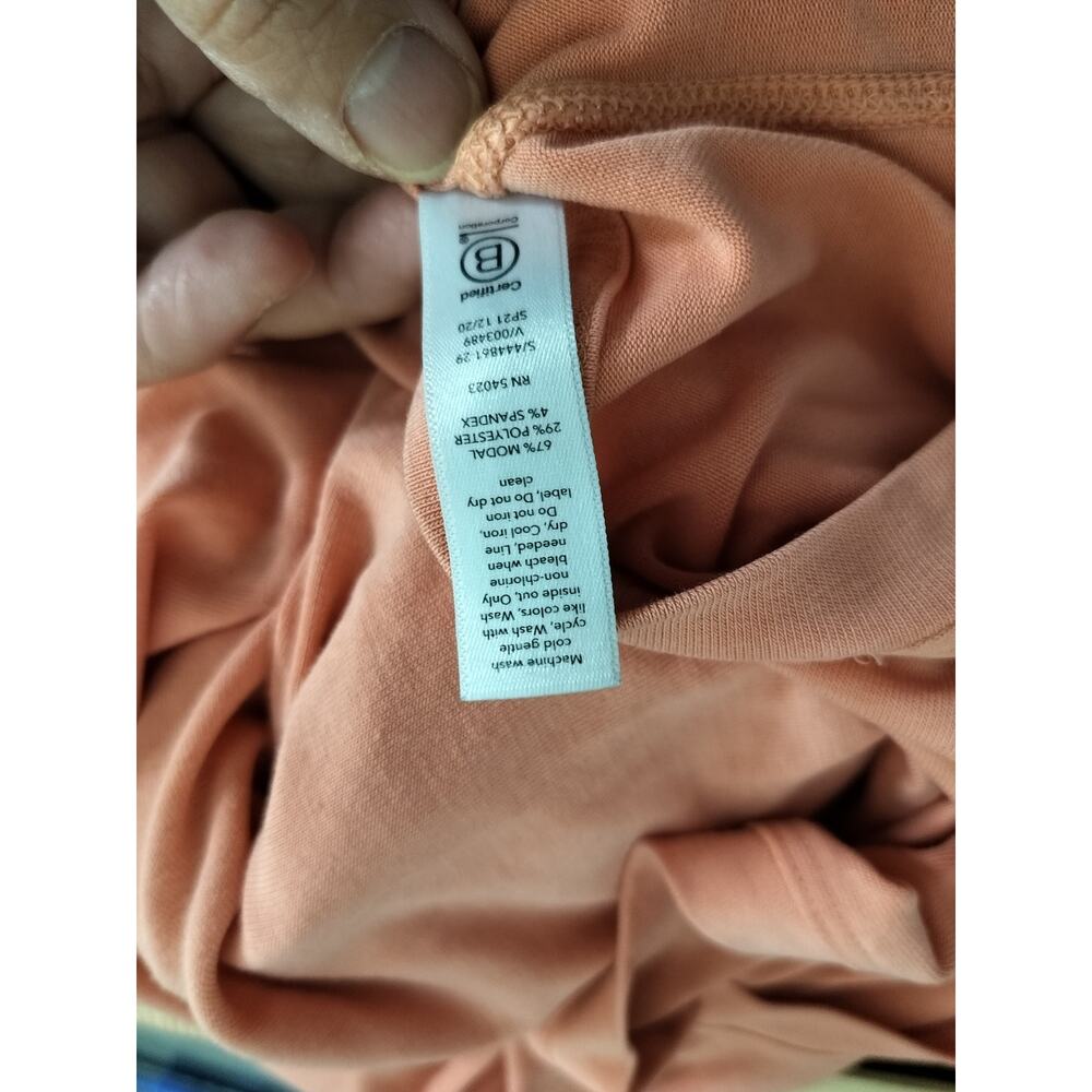 5404) Athleta Coral Cap Sleeve V Neck Relaxed Round Hem Tee Large - Picture 5 of 6
